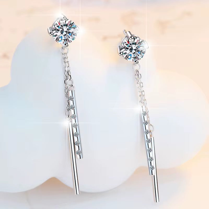 Classic Design Fine Jewelry Diamond Earrings S925
Sterling Silver 1CT VVs1 Moissanite Pendant Earrings of Women Ladies