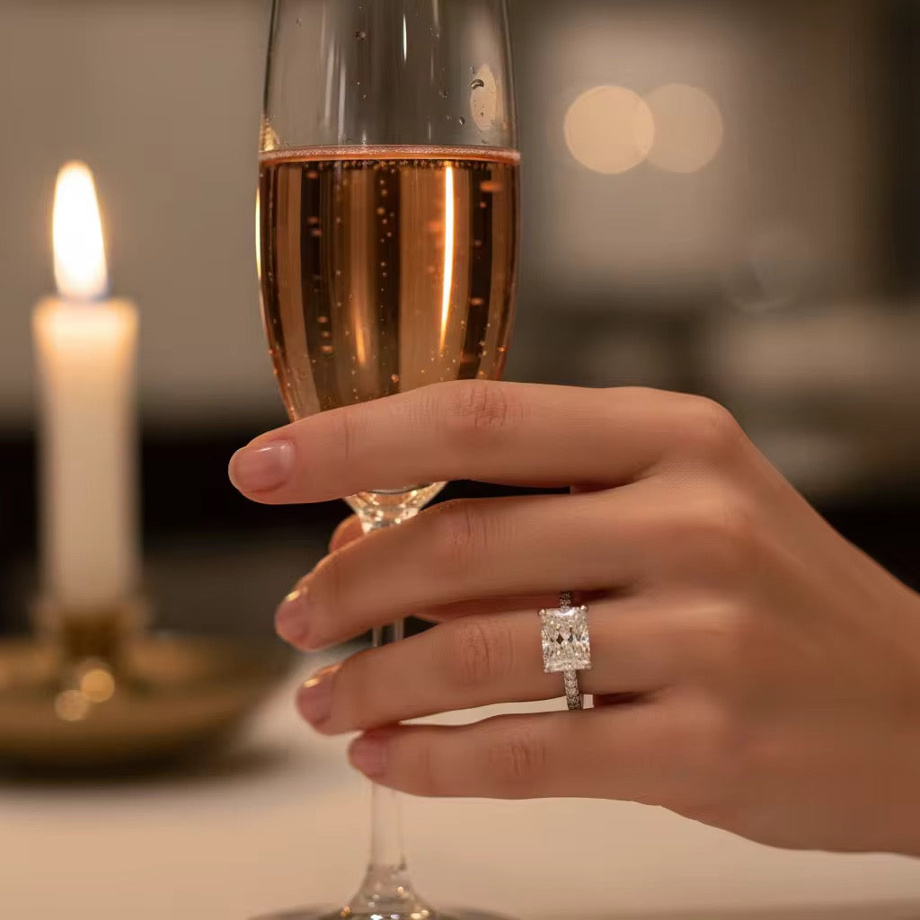 GRA Certified Emerald Cut D Color 7*9MM Moissanite
Gemstone White Gold Plated Plata 925 Jewelry Rings for Women