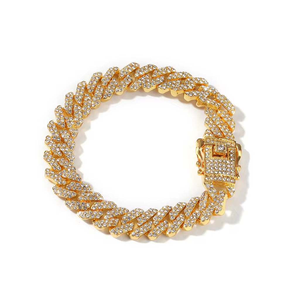 Fashion 18K Gold Plated Chain Cuban Chain Men's
Necklace Gold Plated Full Diamond Alloy Hip Hop Cuban
Necklace