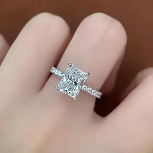 GRA Certified Emerald Cut D Color 7*9MM Moissanite
Gemstone White Gold Plated Plata 925 Jewelry Rings for Women